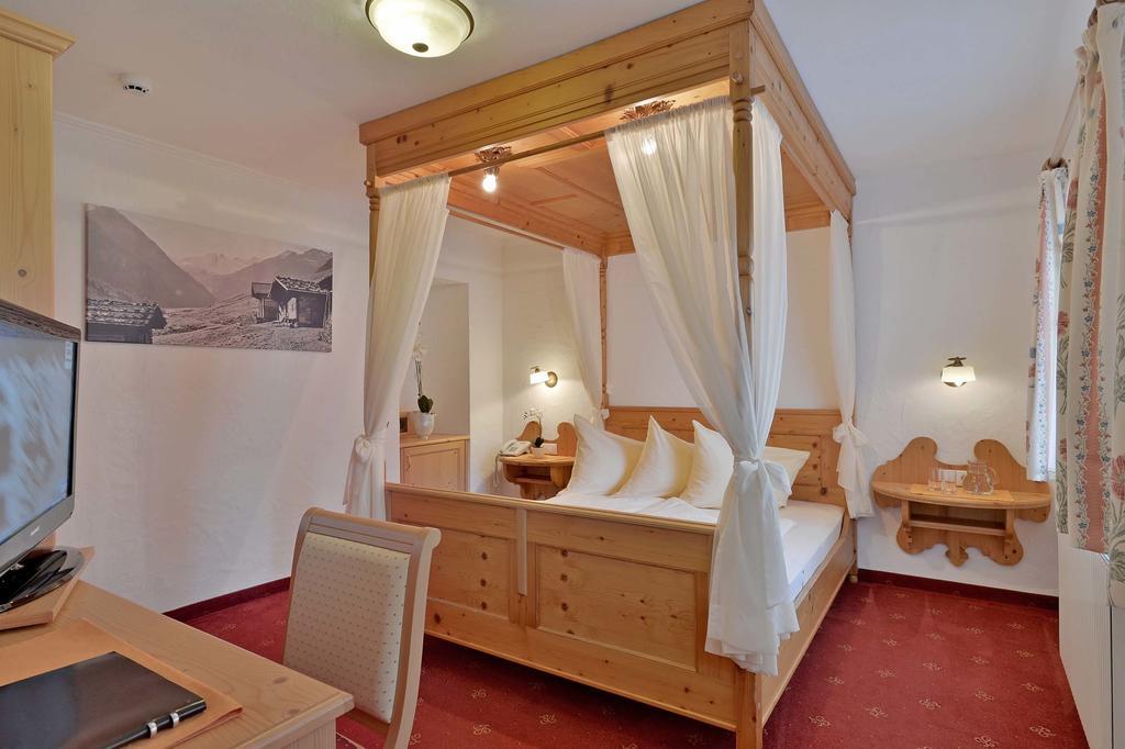 Hotel Glockenstuhl 겔로스 객실 사진