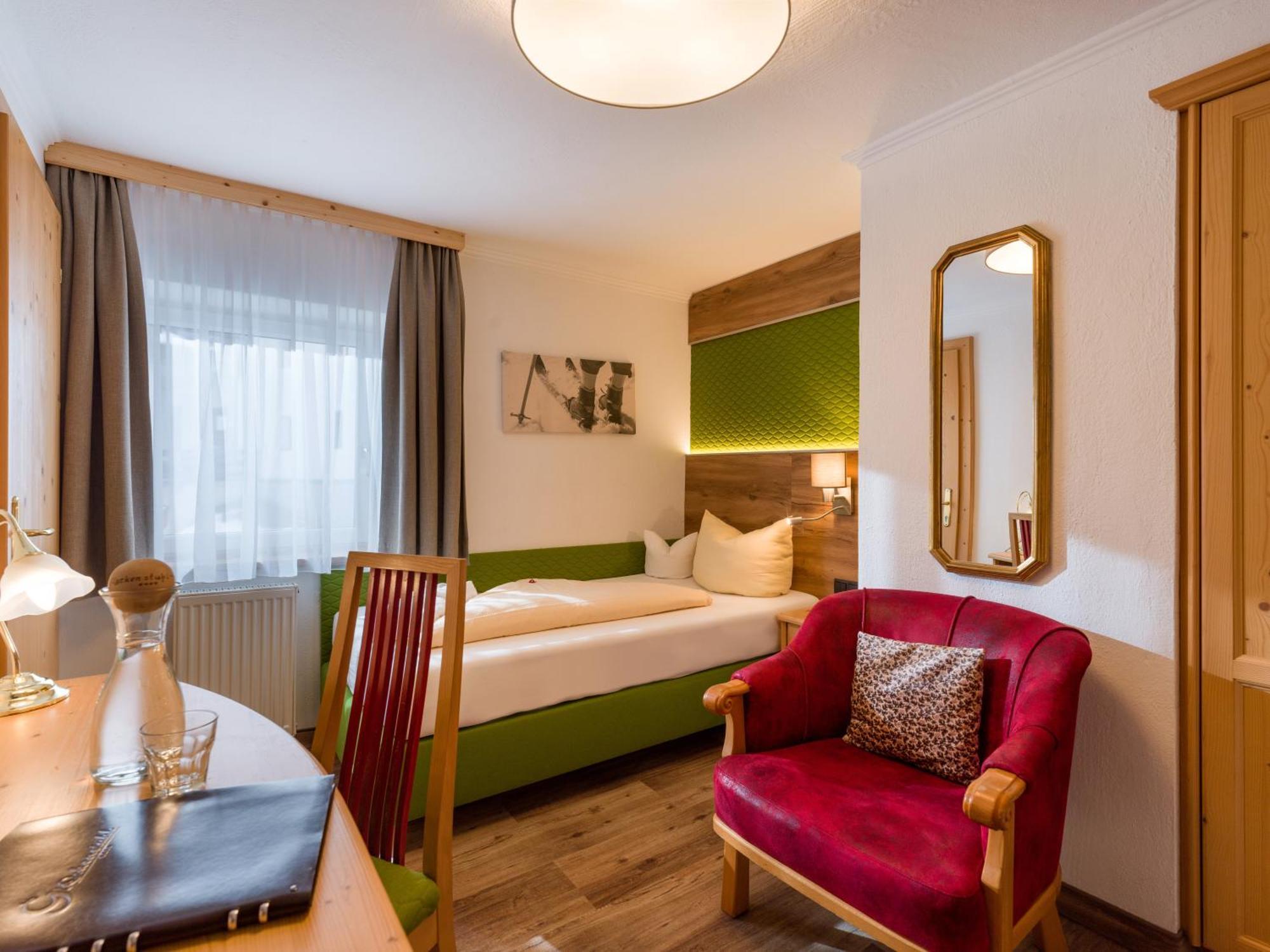 Hotel Glockenstuhl 겔로스 외부 사진
