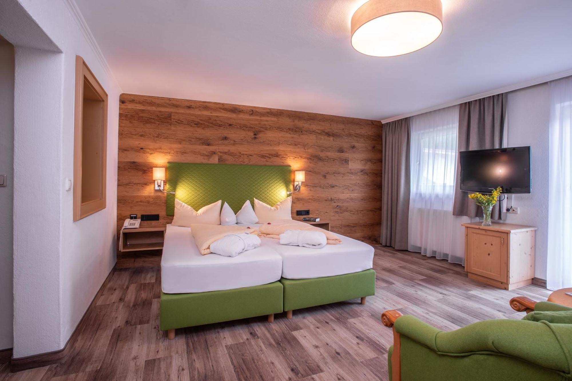 Hotel Glockenstuhl 겔로스 외부 사진