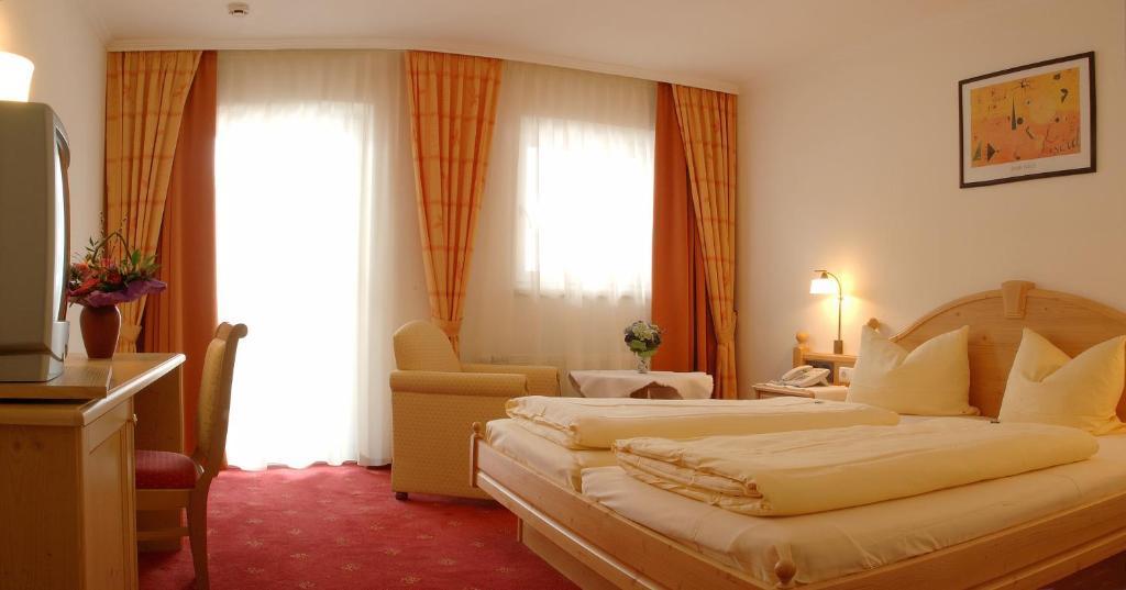 Hotel Glockenstuhl 겔로스 외부 사진